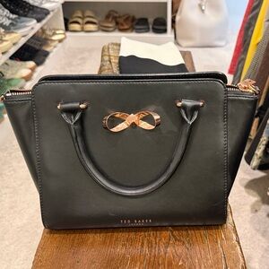 Ted Baker Black Top-Handle Tote Bag Rose Gold Bow Hardware-Excellent Condition